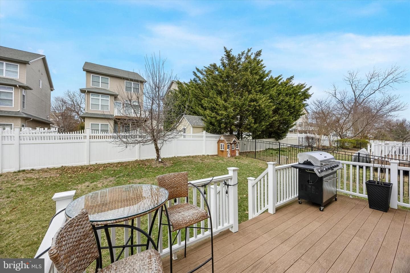 462 Oriole Street photo 34