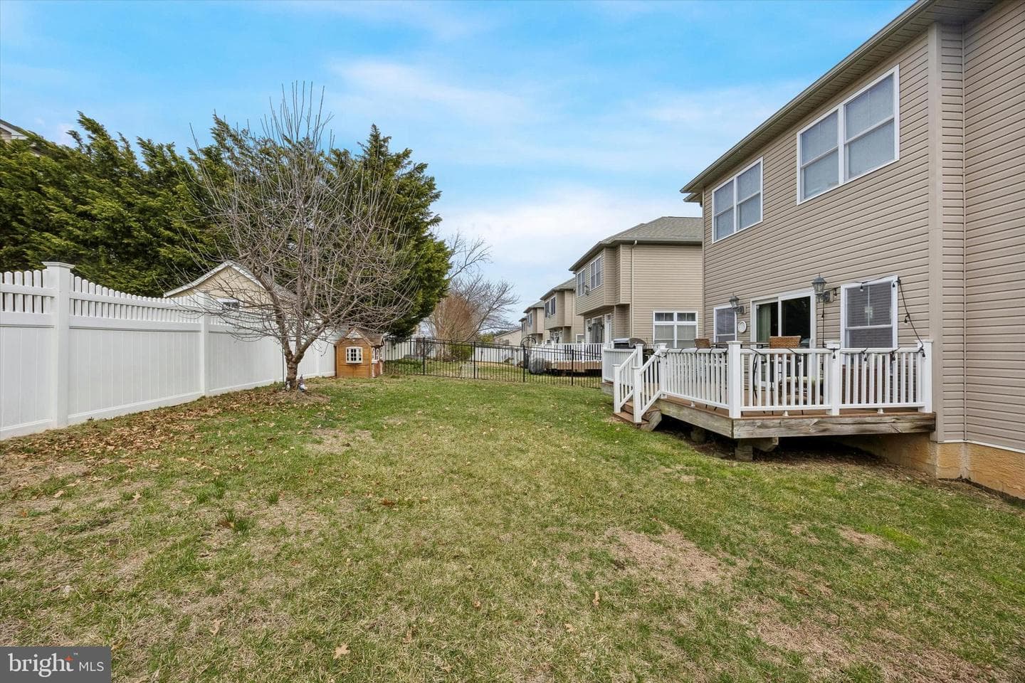 462 Oriole Street photo 35