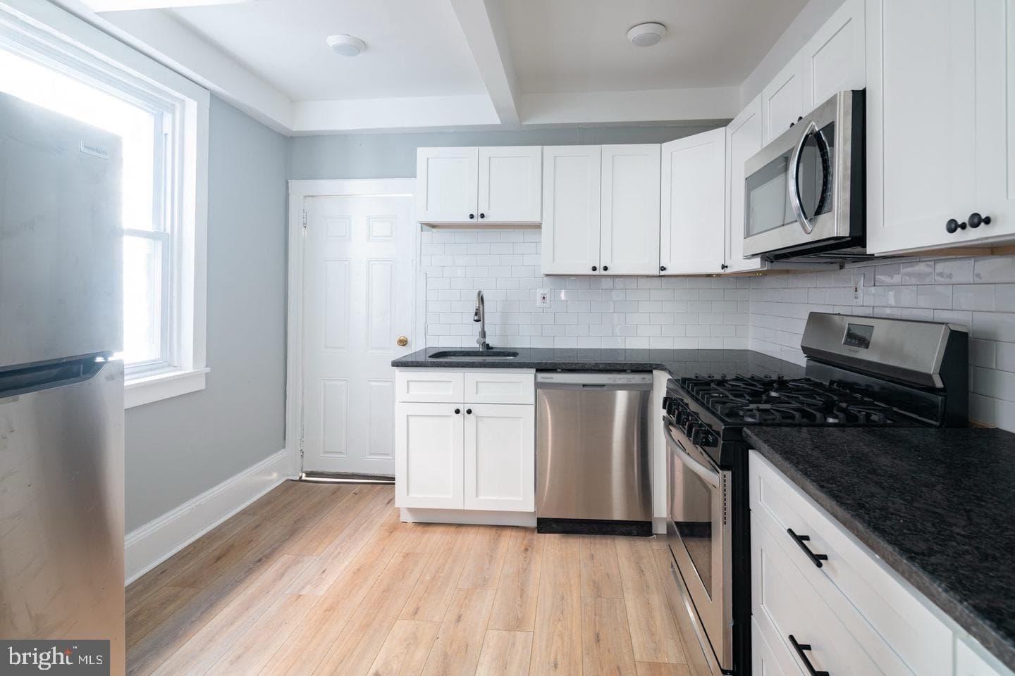 2271 E Cambria Street photo 13