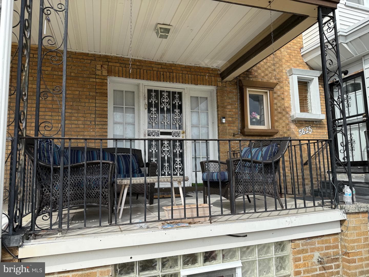 5627 Arlington Street photo 4