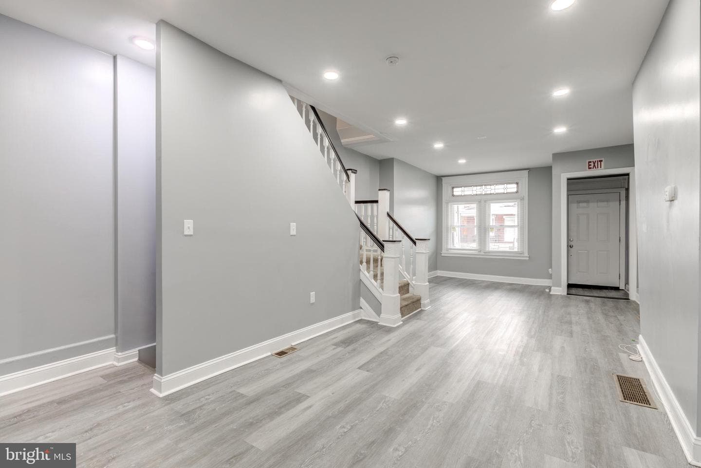 5839 Christian Street photo 5