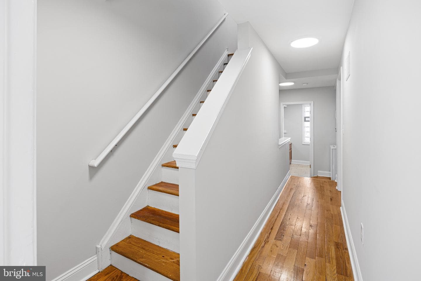1609 W Stiles Street photo 20