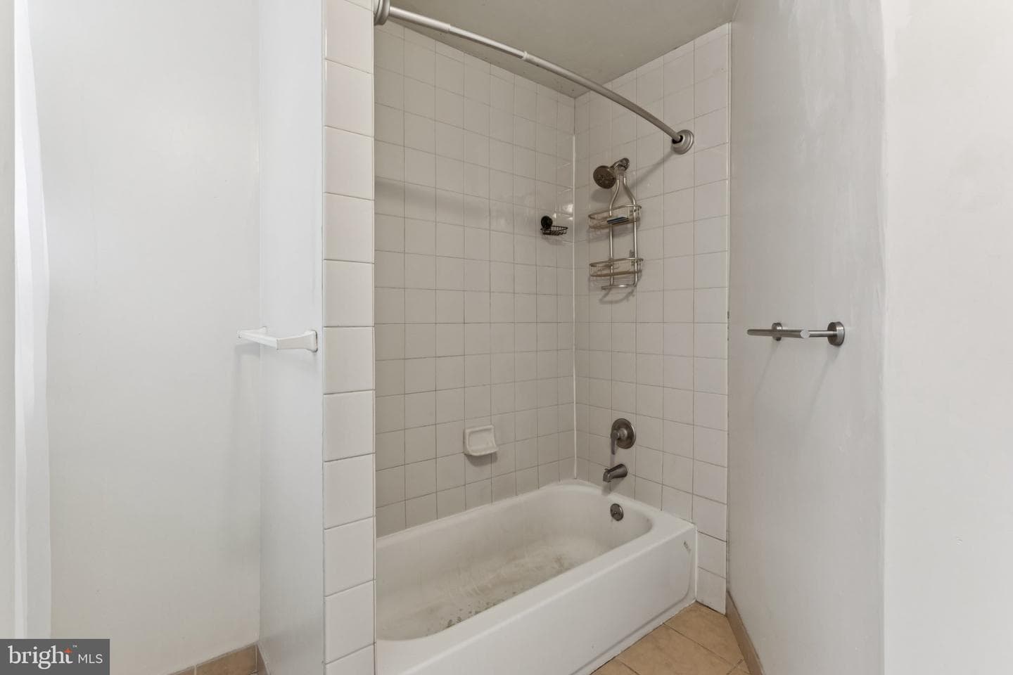 217 Linton Street photo 14