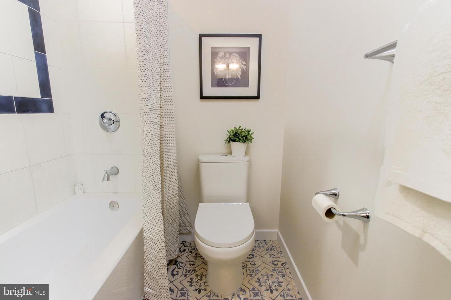2213 Wilder Street photo 20