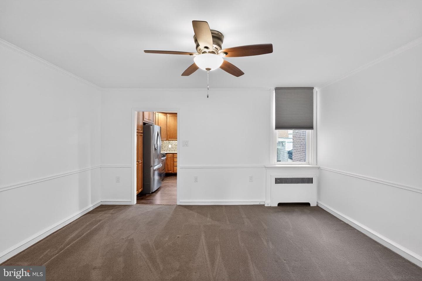 1460 Levick St photo 5