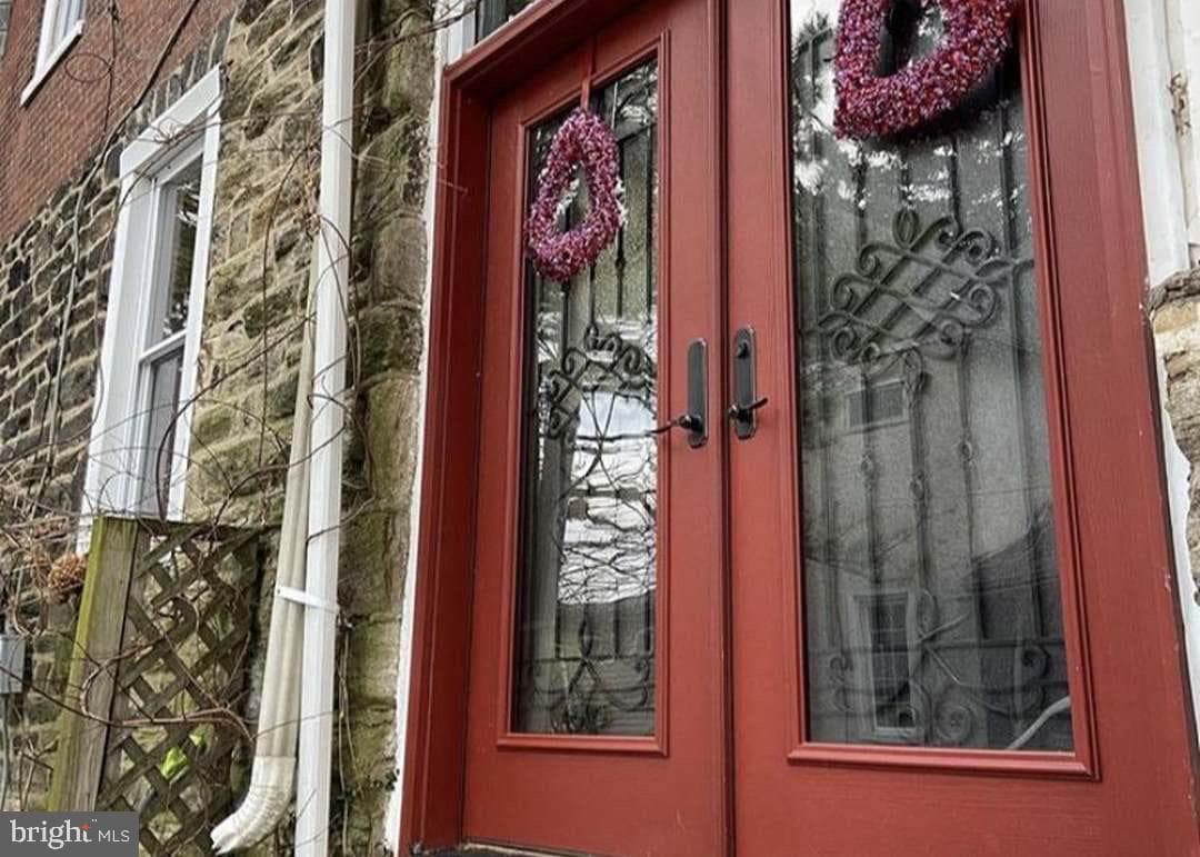 335 Unruh Avenue, Philadelphia