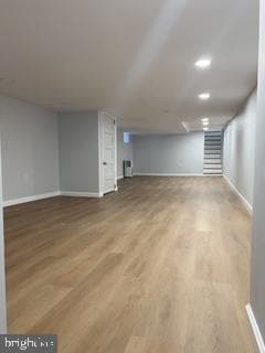 335 Unruh Avenue photo 24