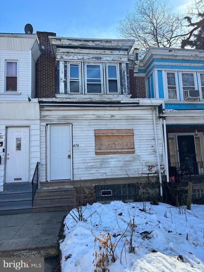 474 E Penn Street