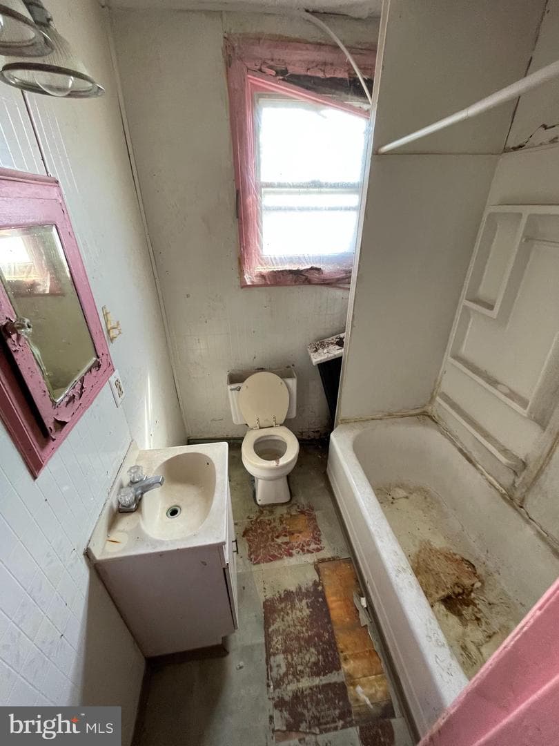 474 E Penn Street photo 4