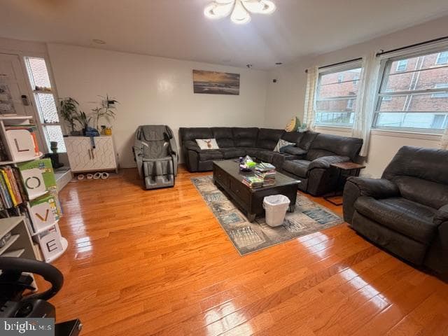 810 Kendrick Street photo 8