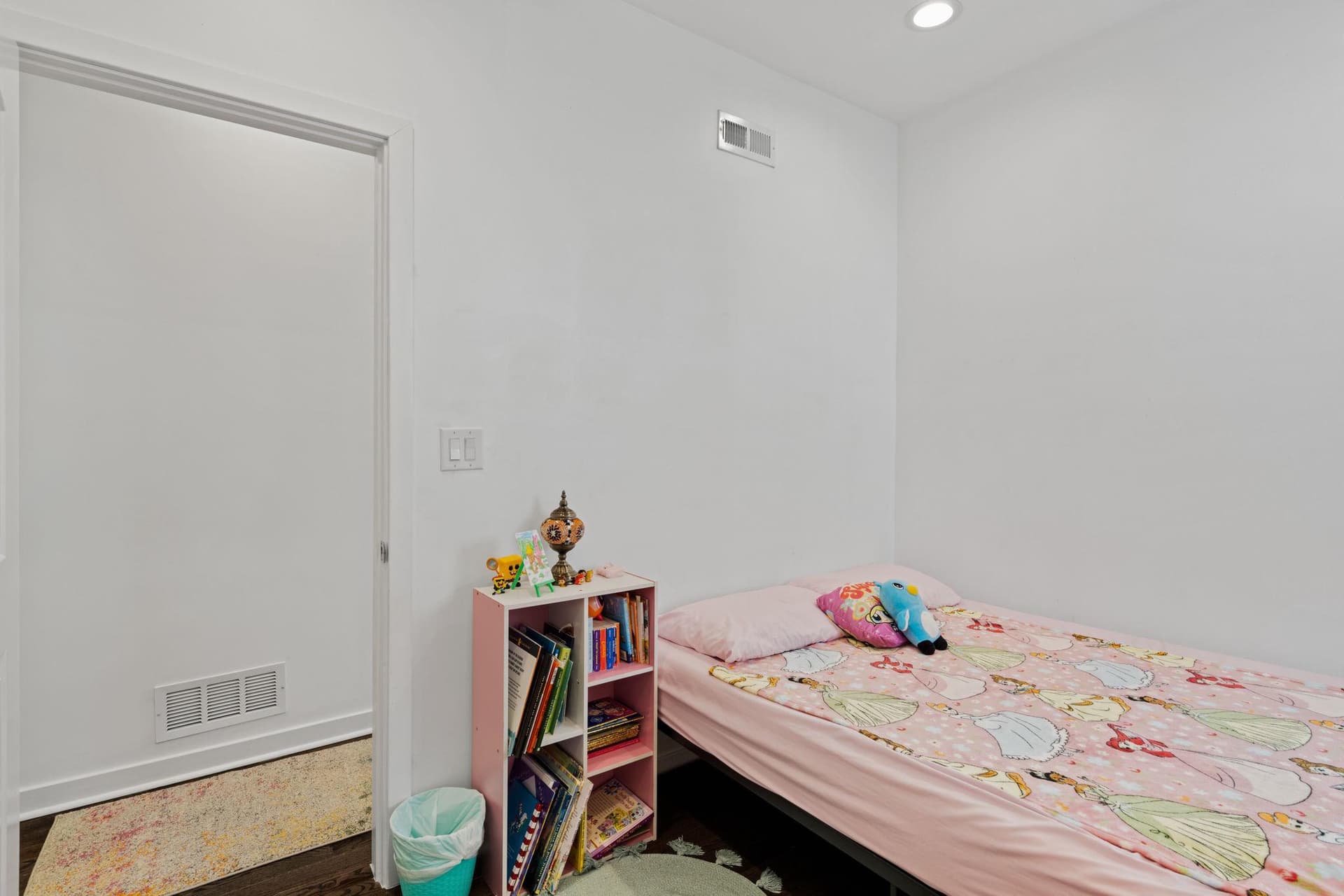 2924 Wharton Street photo 17