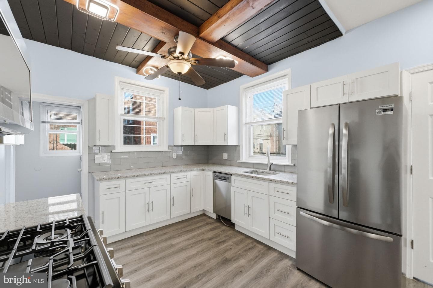 5635 Montrose Street photo 12