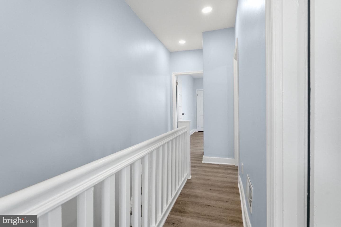 5635 Montrose Street photo 24