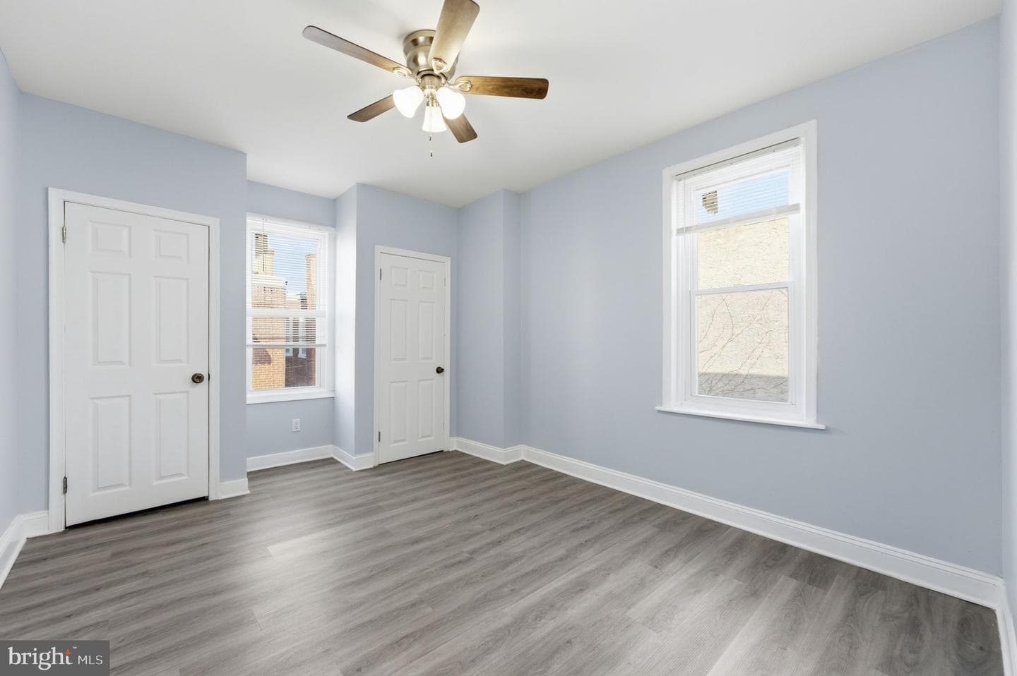 5635 Montrose Street photo 26