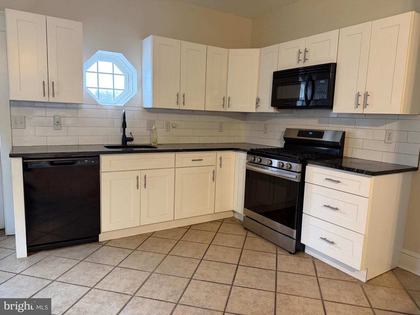 7623 Verree Road photo 9