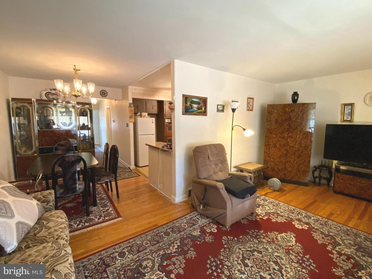 8513 Bustleton Avenue photo 4