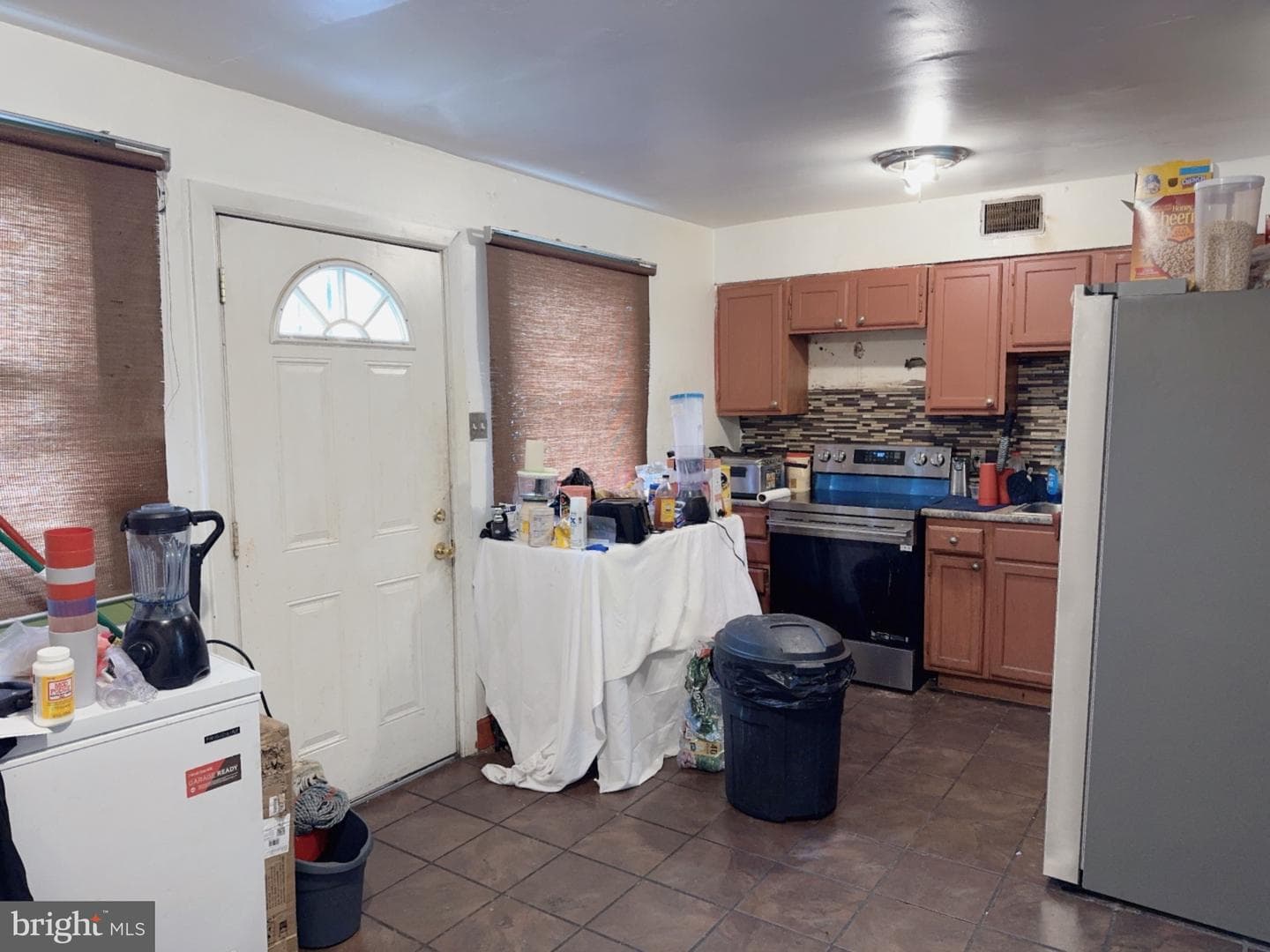 1228 W Susquehanna Avenue photo 3