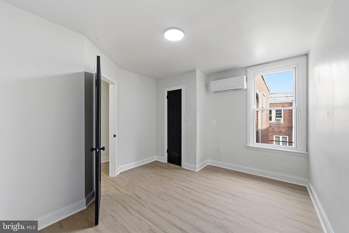 6139 N Franklin Street photo 20
