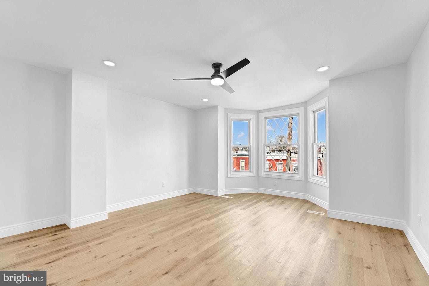 5510 W Thompson Street photo 24