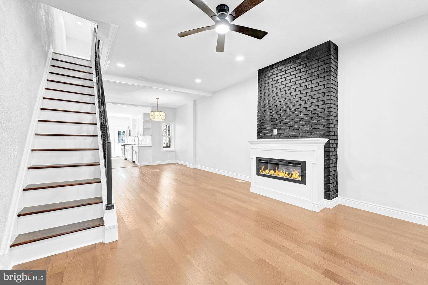 5510 W Thompson Street photo 5