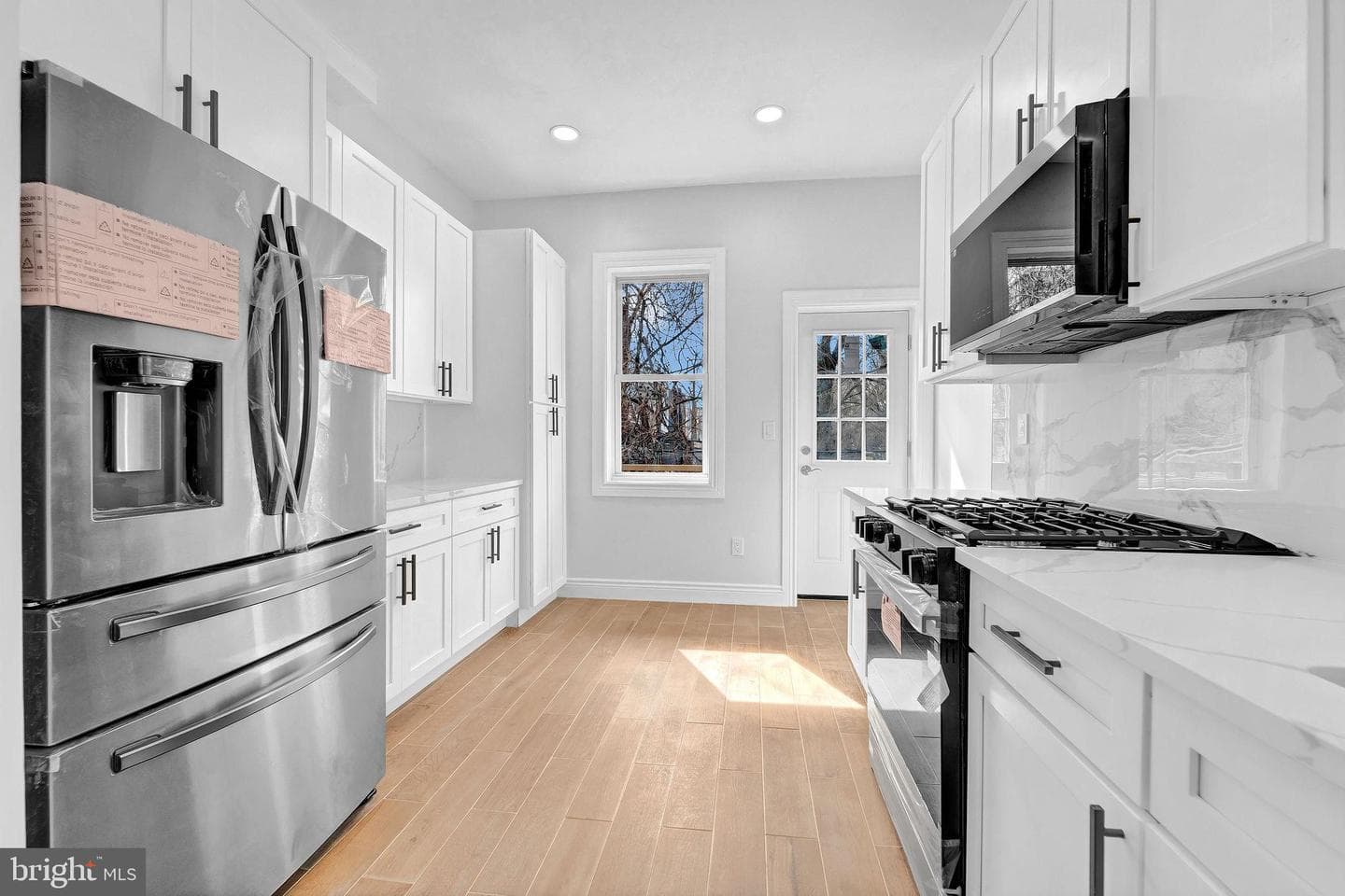 5510 W Thompson Street photo 8