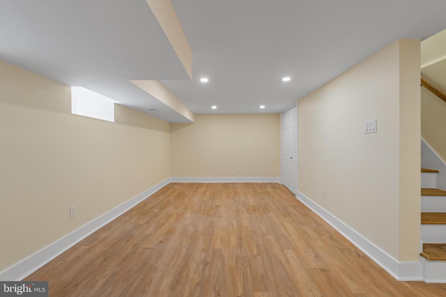 530 Arthur Street photo 32
