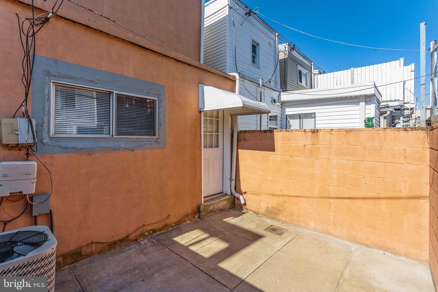 225 Tree Street photo 22