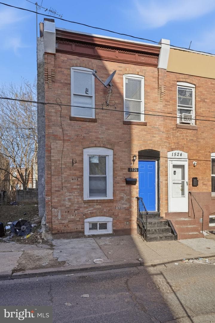 1526 S Lecount Street photo 33
