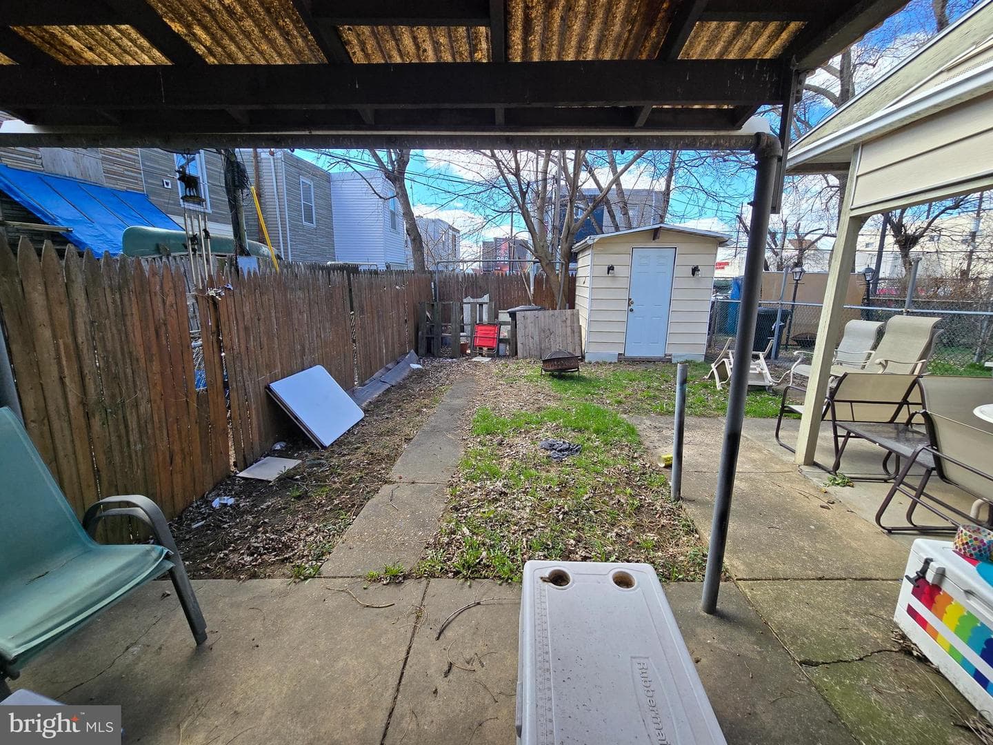 2254 Pratt Street photo 18