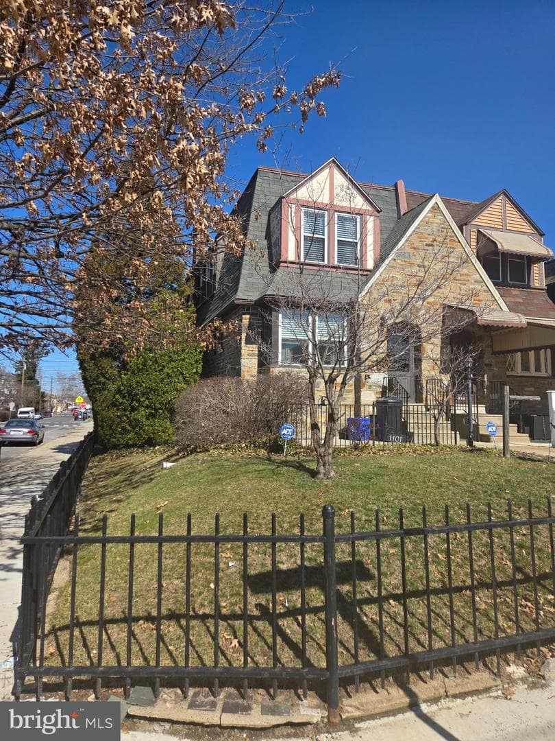 1101 Kenwyn Street