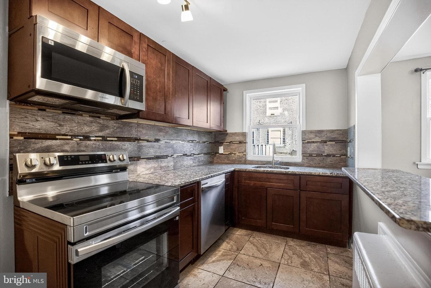 7431 Drexel Road photo 13