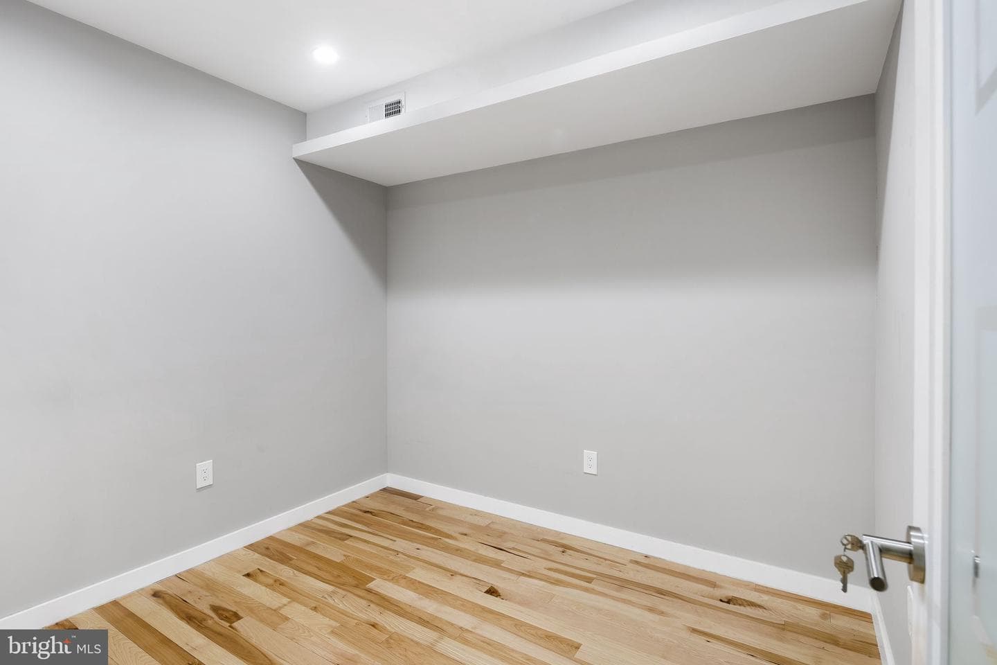 126 Tasker Street photo 22