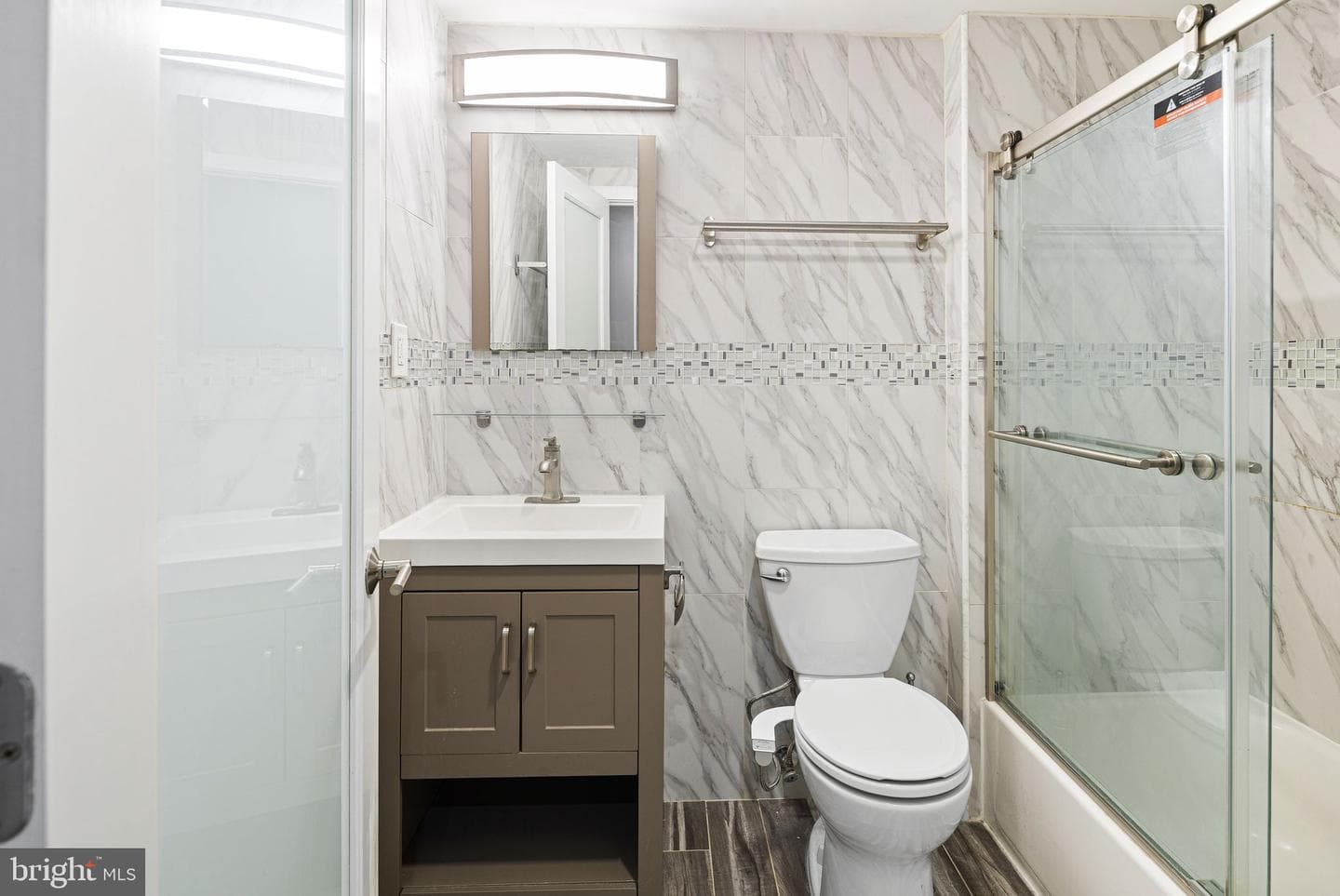 126 Tasker Street photo 25