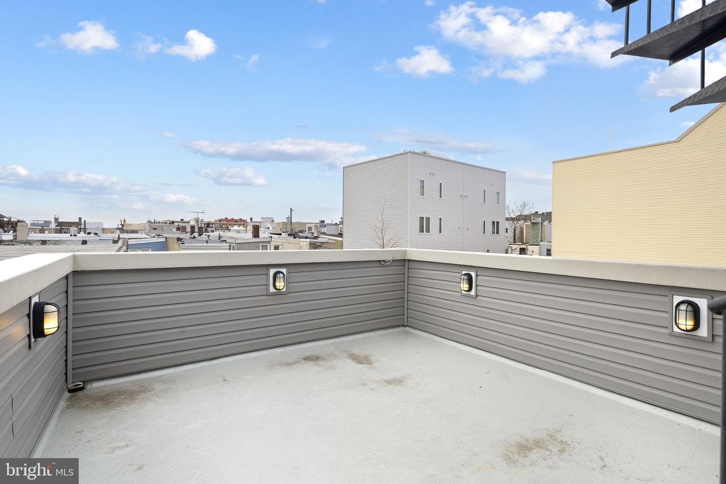 126 Tasker Street photo 38