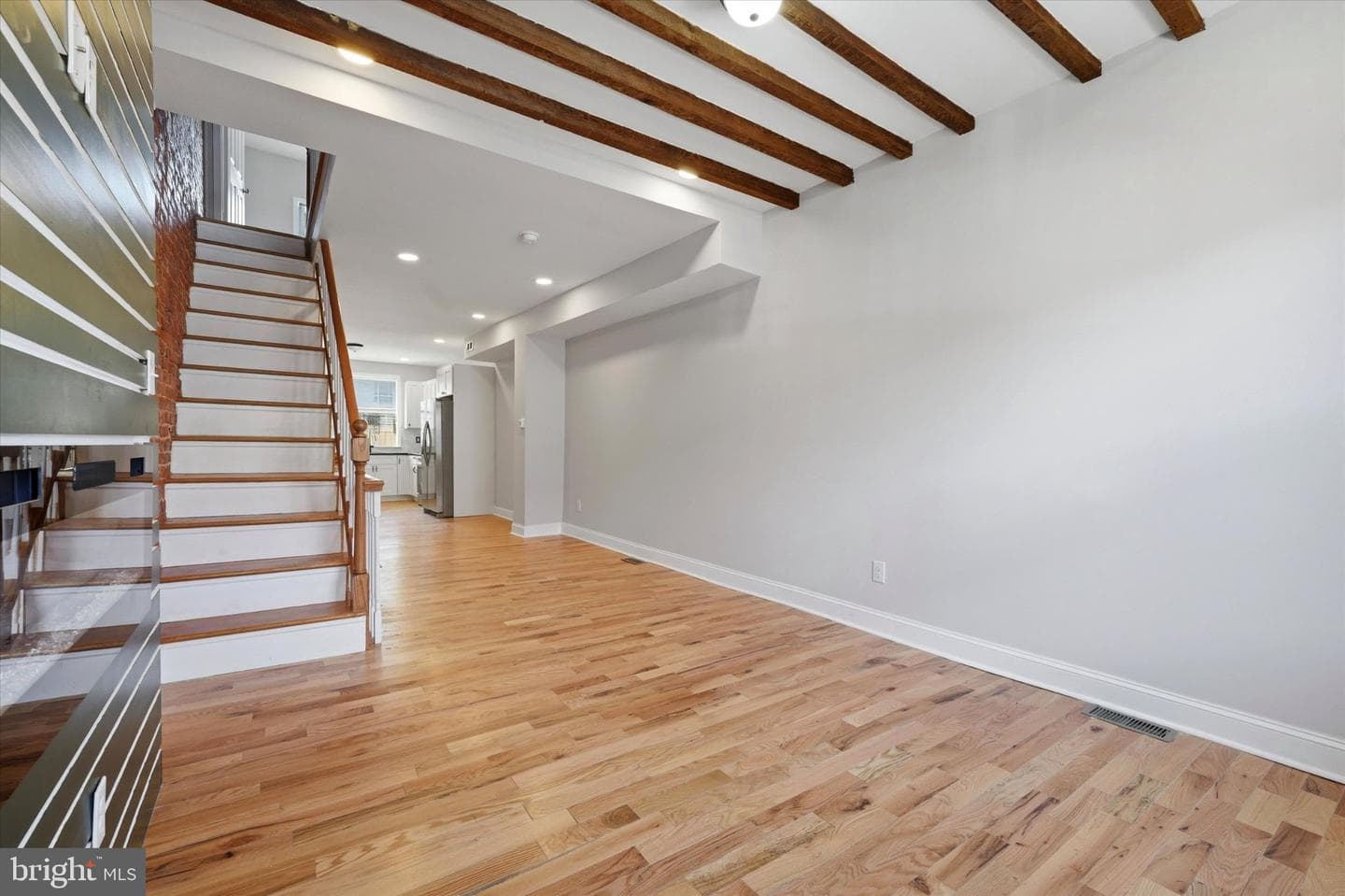 1834 E Albert Street photo 11
