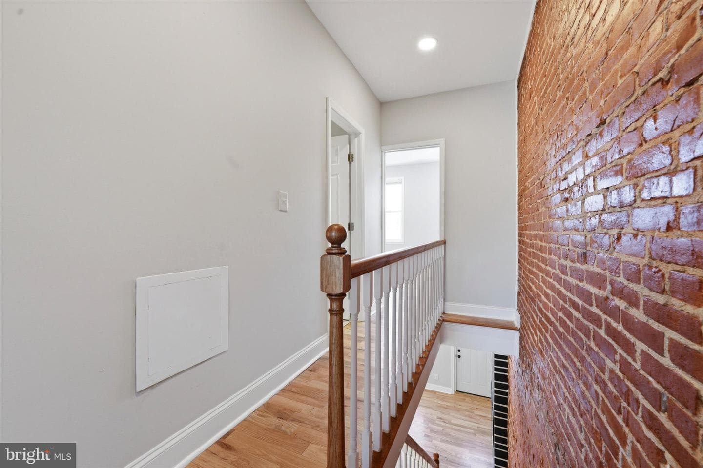 1834 E Albert Street photo 17
