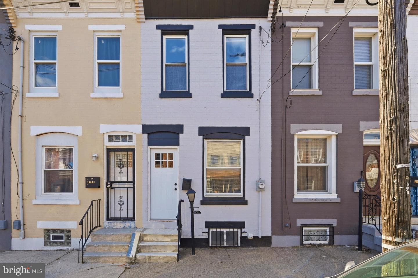 1834 E Albert Street photo 2