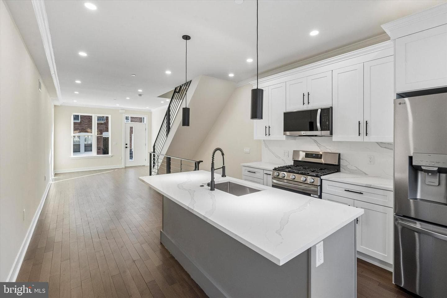 2625 Wilder Street photo 9