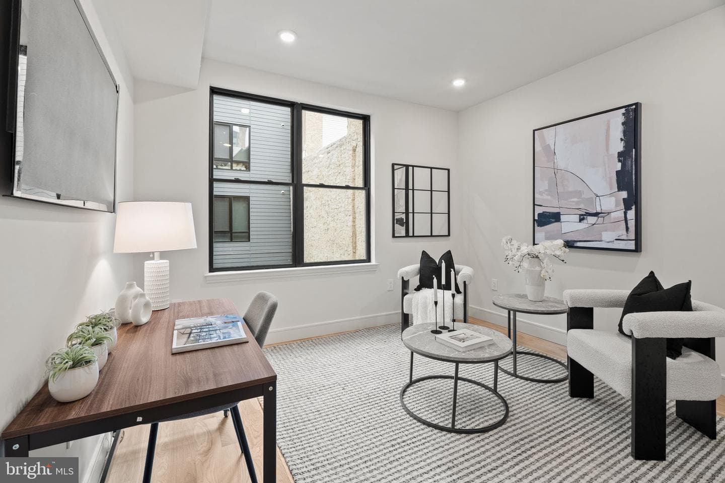207a Vine Street photo 46