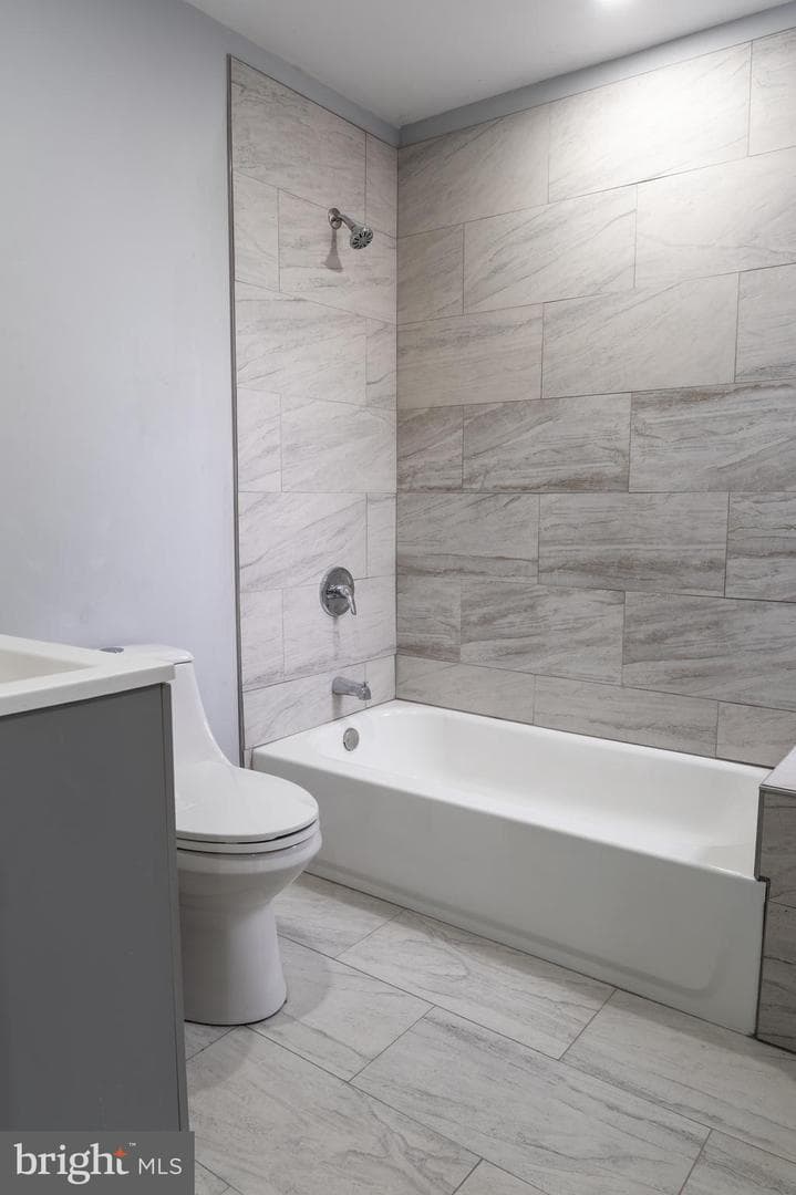 2323 Moore Street photo 16