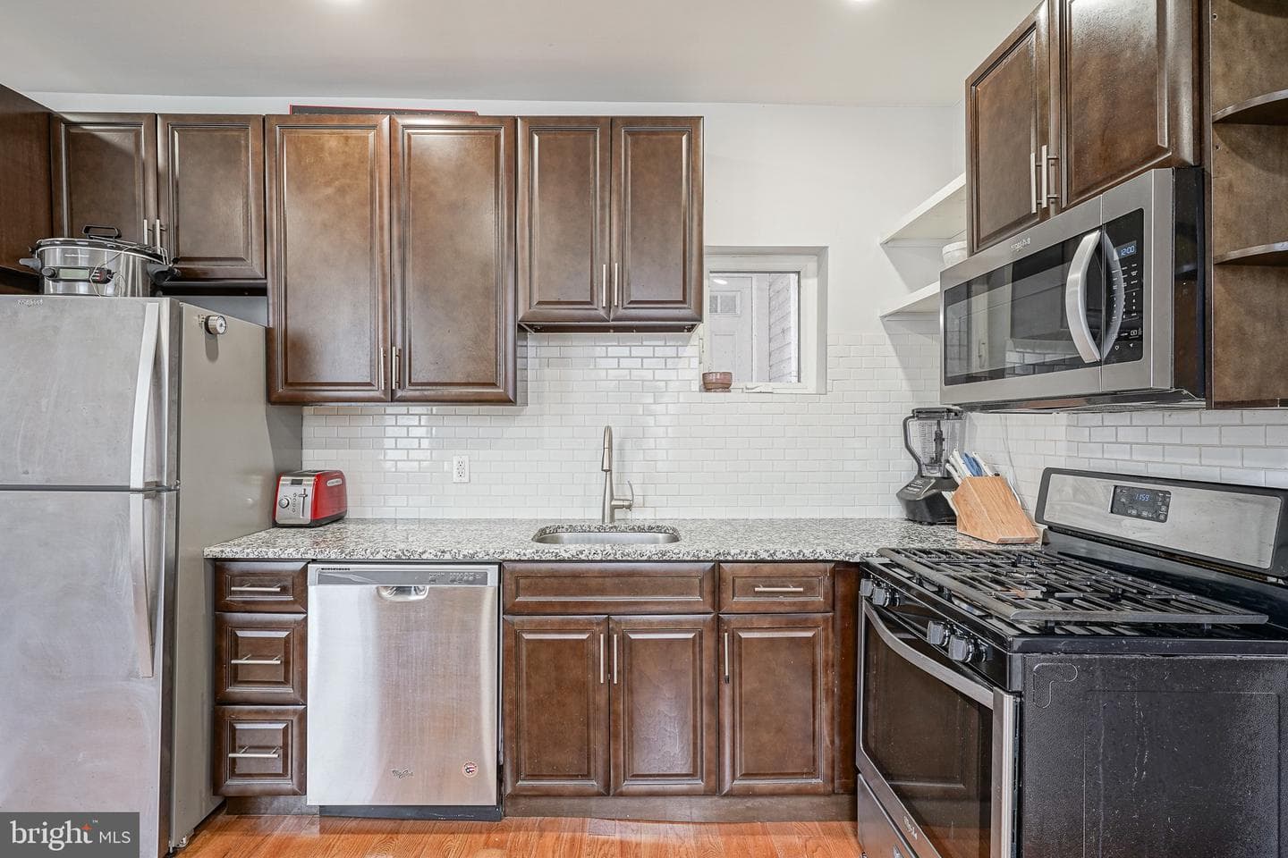 1722 Wylie Street photo 5