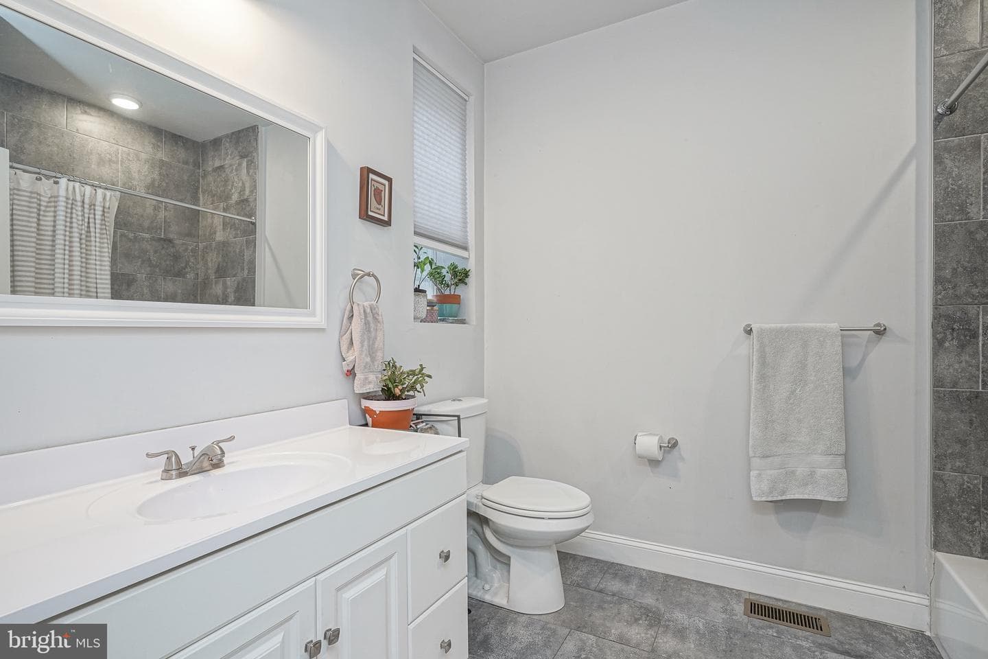 1722 Wylie Street photo 8