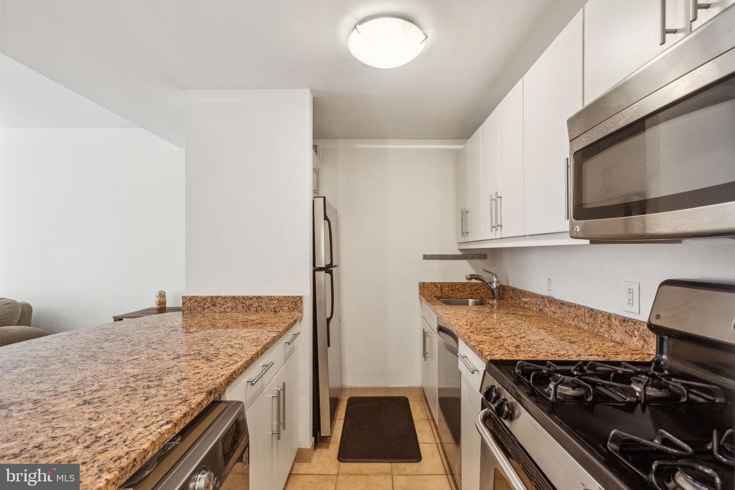 219 S 18th St # 1422 photo 11