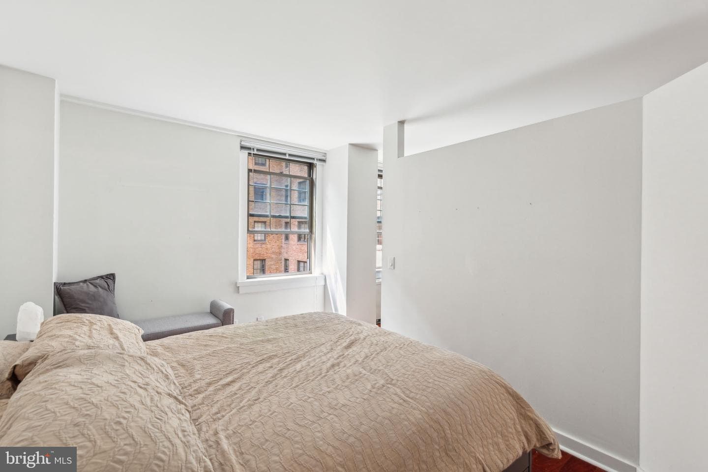 219 S 18th St # 1422 photo 13