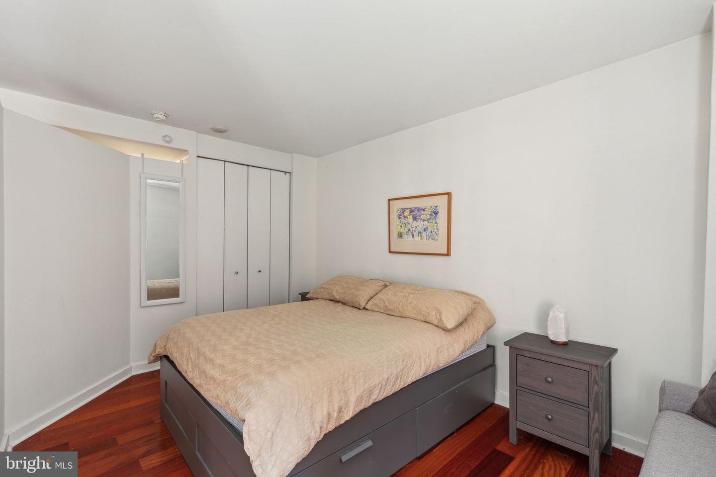 219 S 18th St # 1422 photo 14