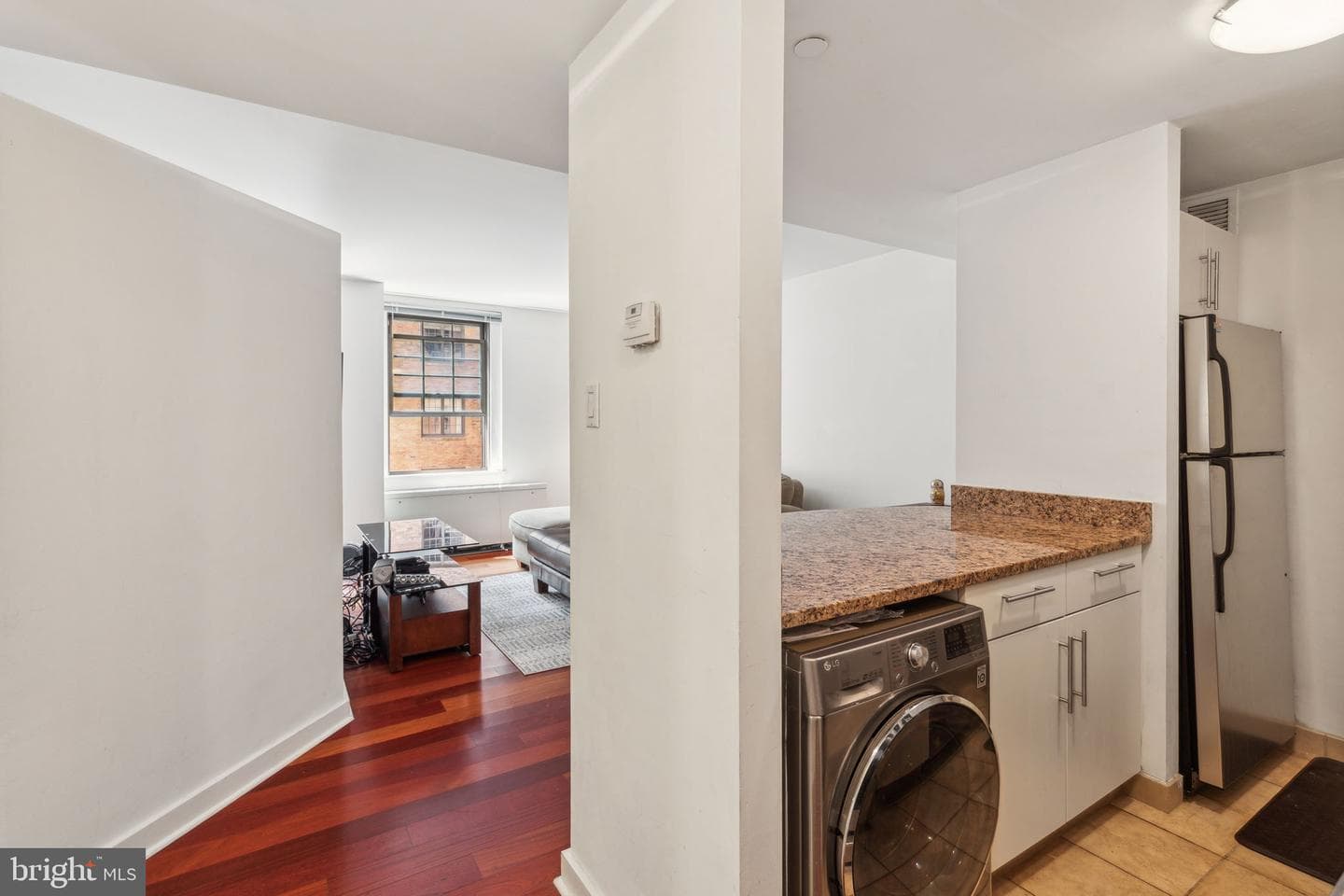 219 S 18th St # 1422 photo 9