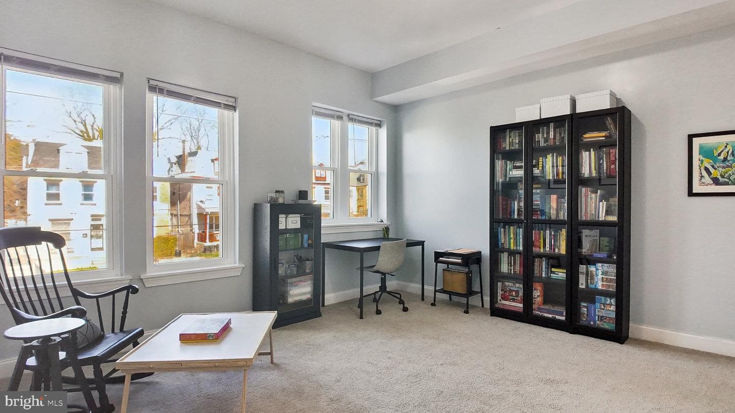 224 W Penn Street photo 20