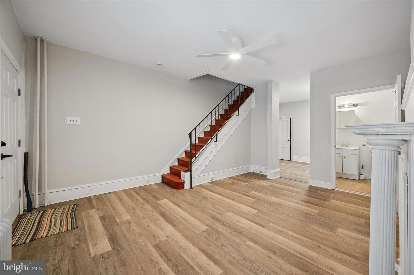 1313 E Rittenhouse Street photo 4