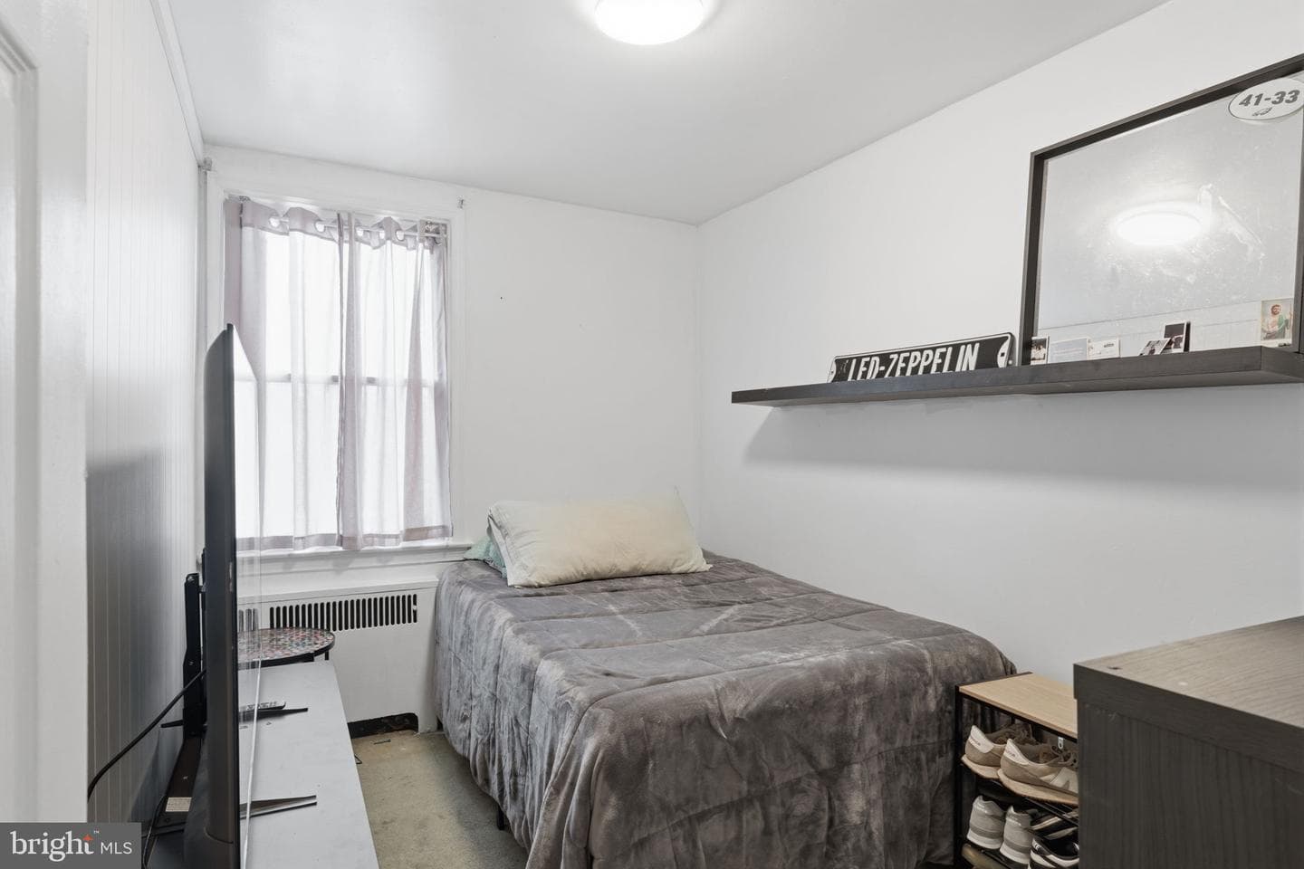 2905 Knorr Street photo 12