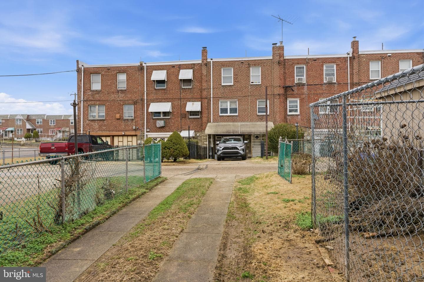 2905 Knorr Street photo 21